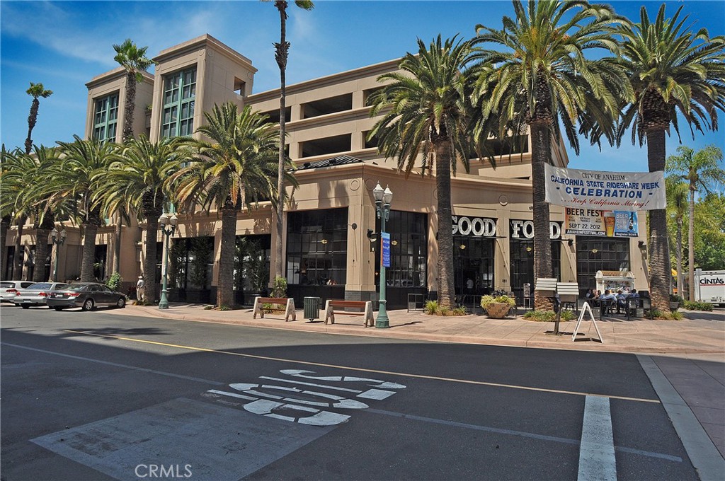 435 W Center Street Promenade 201