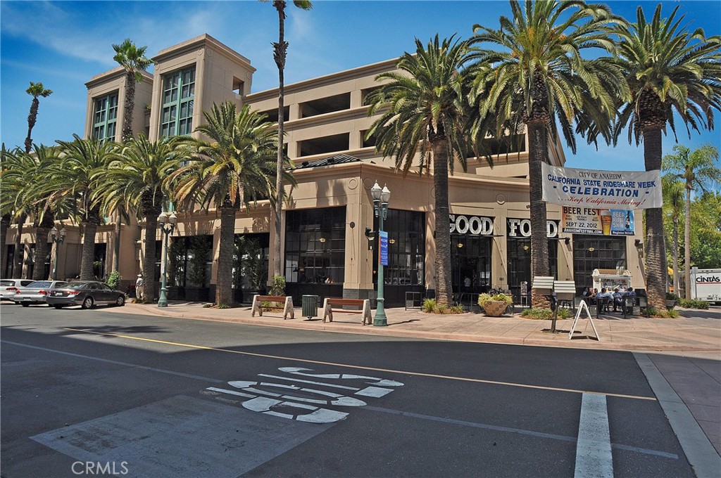 435 W Center Street Promenade 201