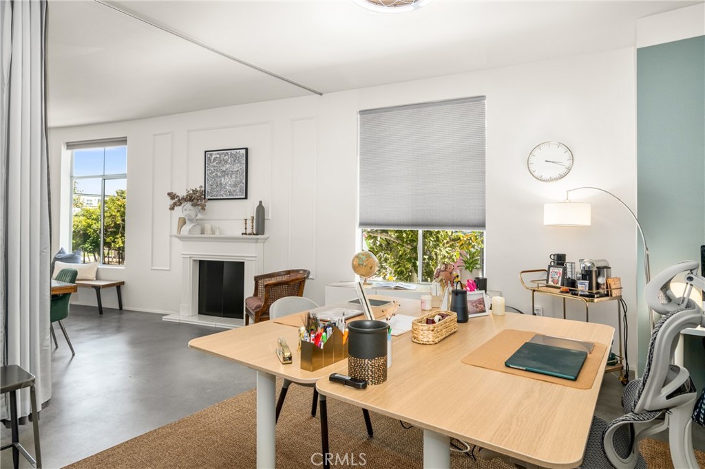 435 W Center Street Promenade 201