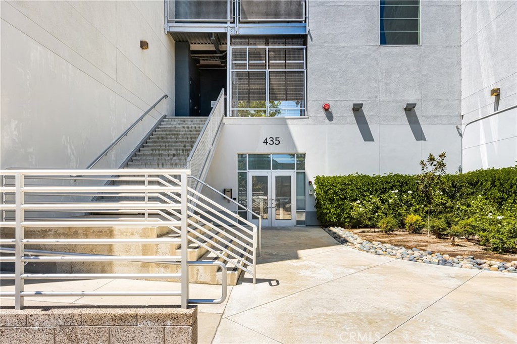 435 W Center Street Promenade 201