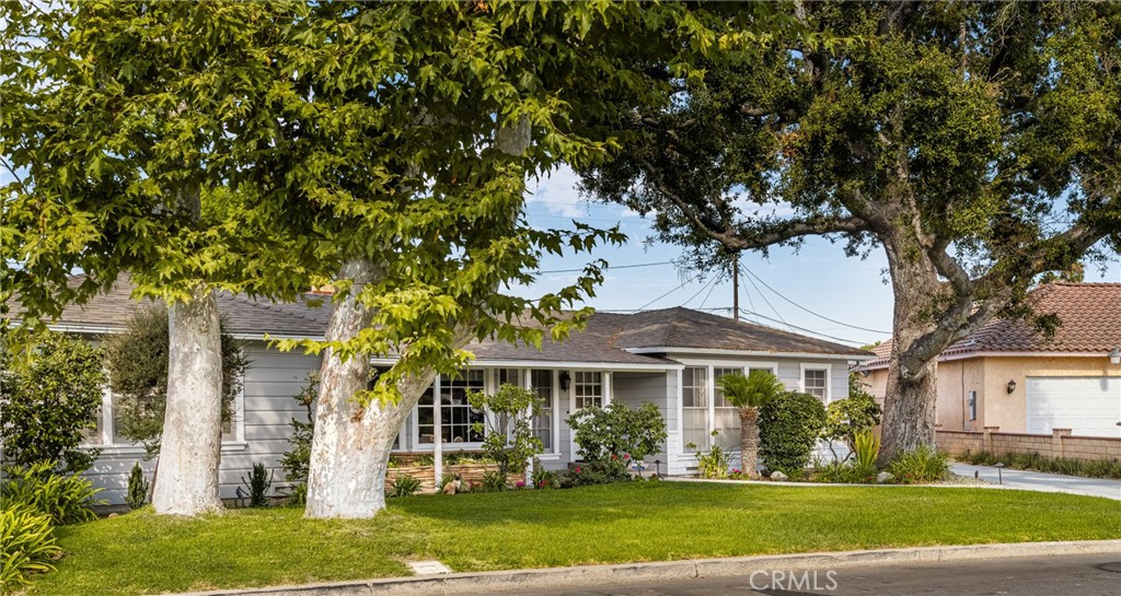 163 N Evelyn Drive