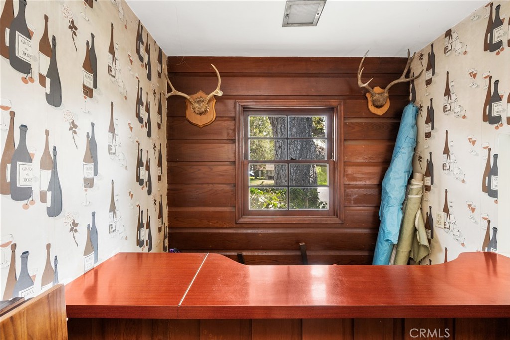 163 N Evelyn Drive