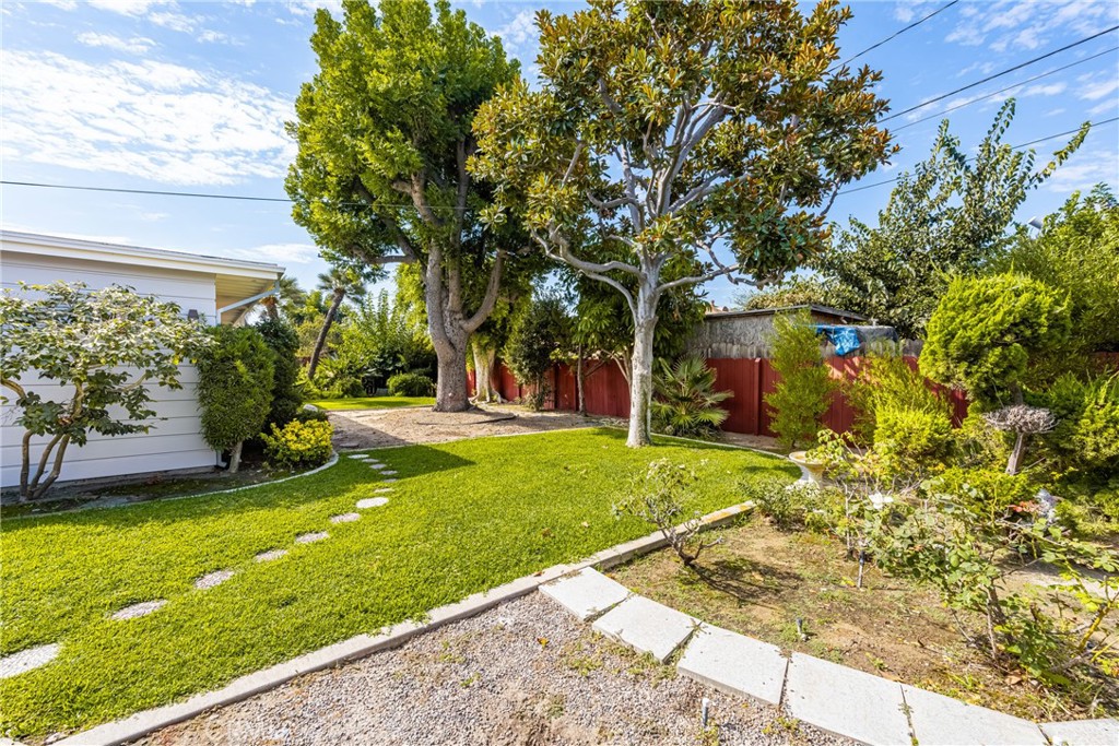 163 N Evelyn Drive
