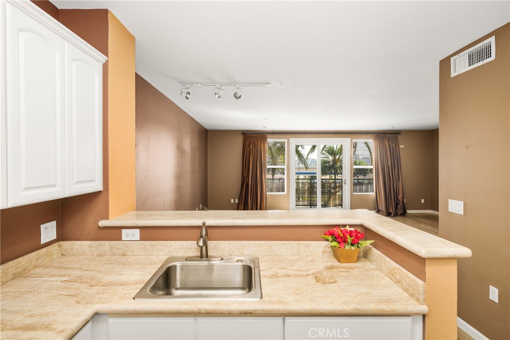 1801 E Katella Avenue 3161