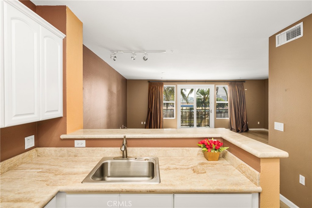 1801 E Katella Avenue 3161
