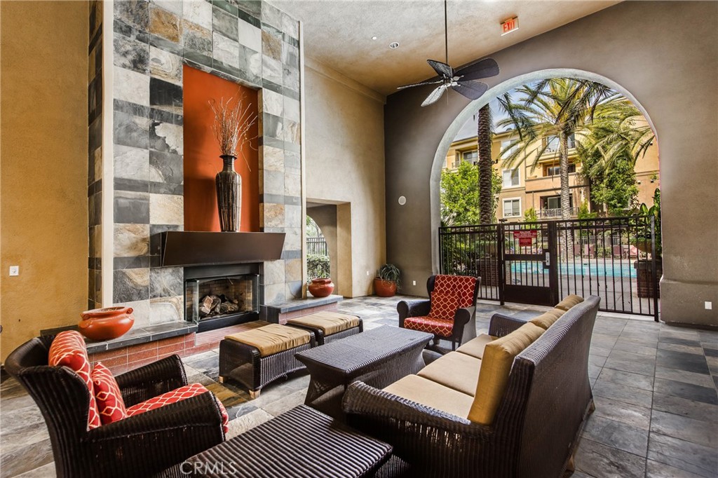 1801 E Katella Avenue 3161