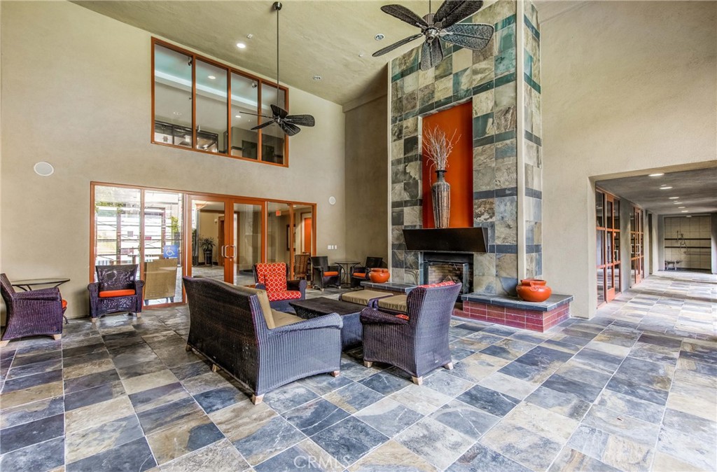 1801 E Katella Avenue 3161