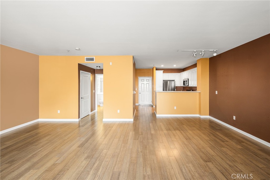 1801 E Katella Avenue 3161