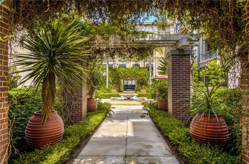 1801 E Katella Avenue 3161