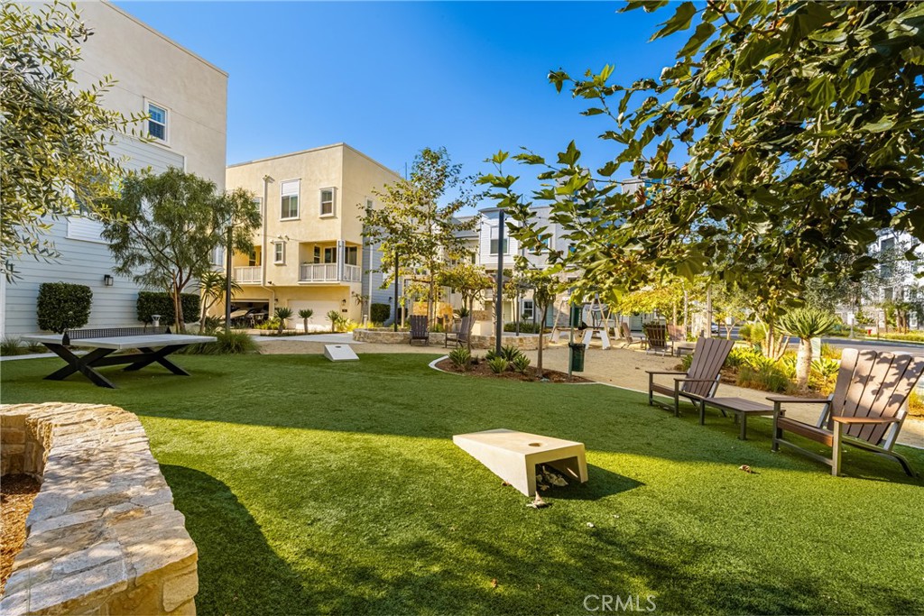663 S Mosaic Street
