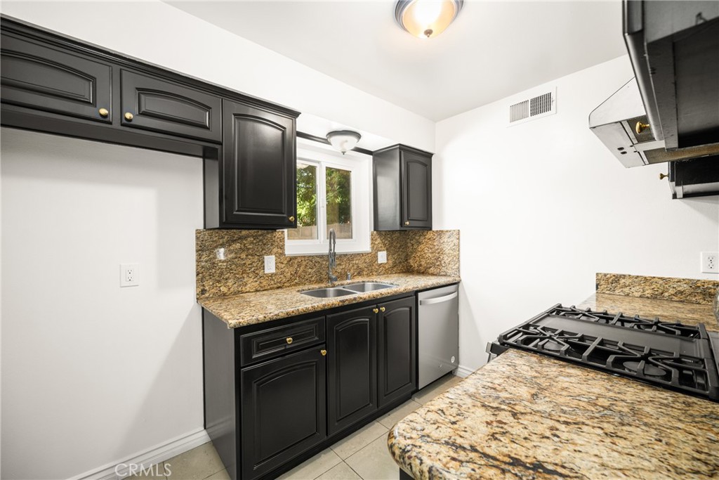 1800 W Gramercy Avenue 57