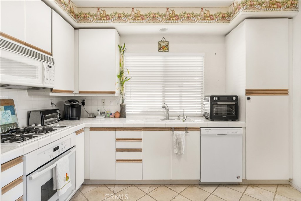 816 S Yellowstone Way