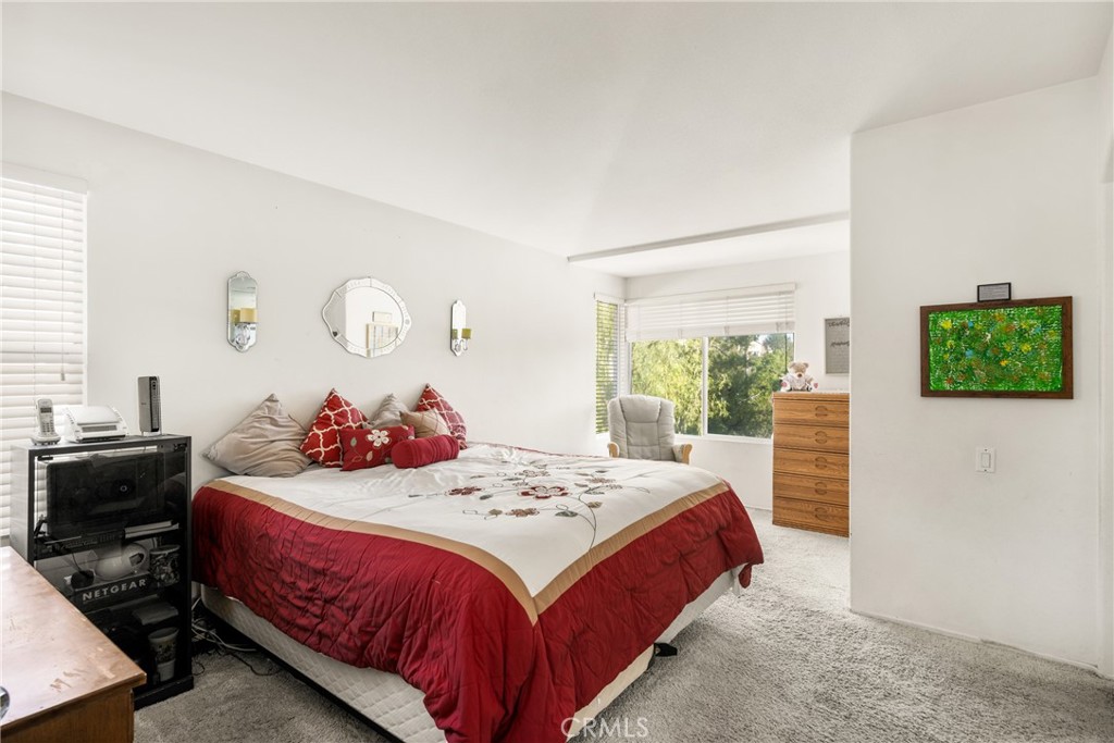 816 S Yellowstone Way