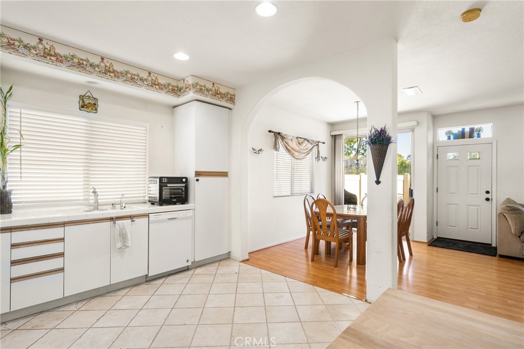 816 S Yellowstone Way