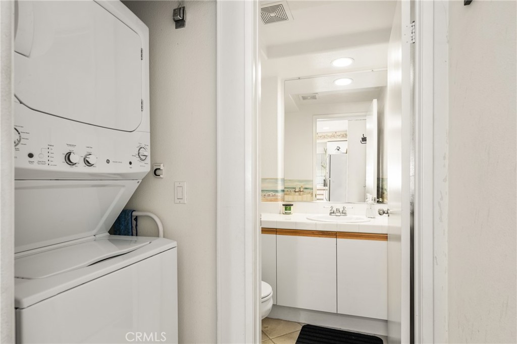 816 S Yellowstone Way