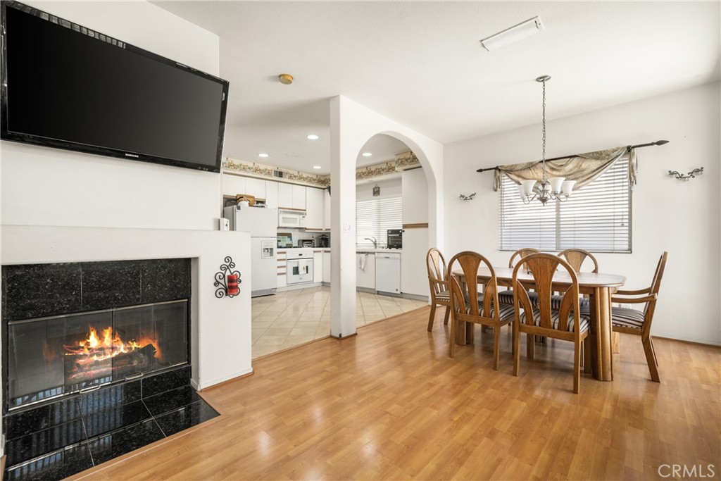 816 S Yellowstone Way