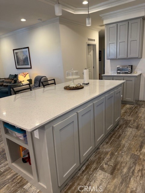 1919 Coronet Avenue W 112