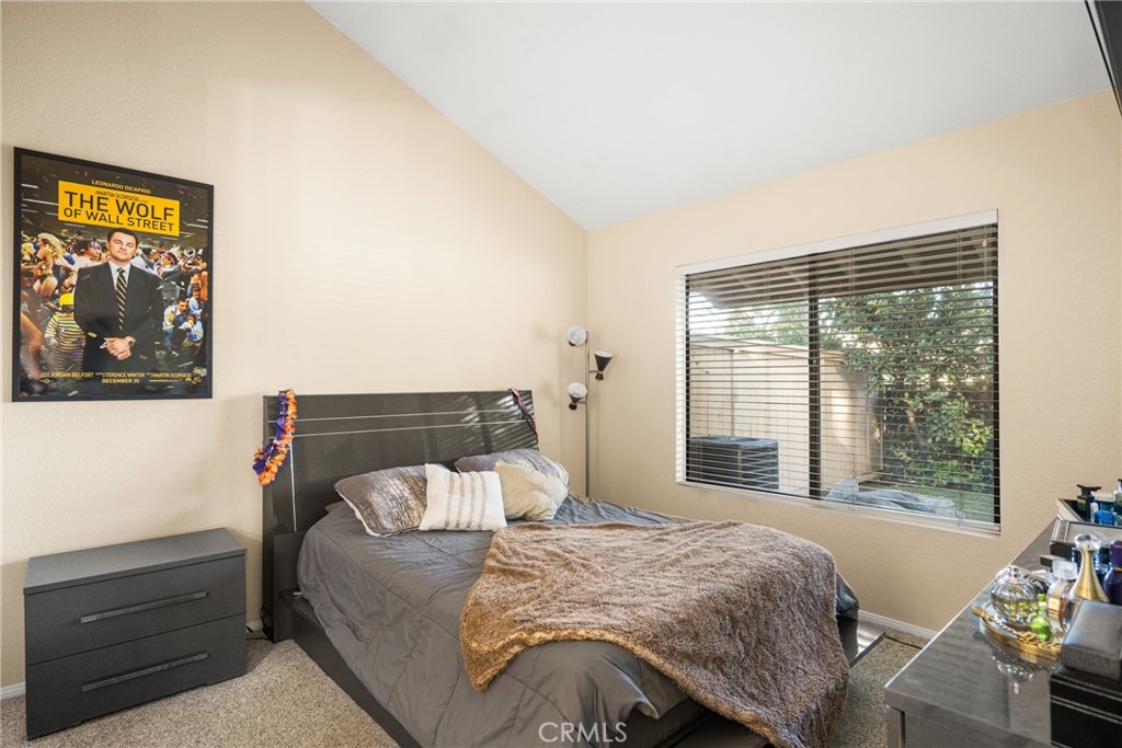 932 S Laurelwood Lane 4