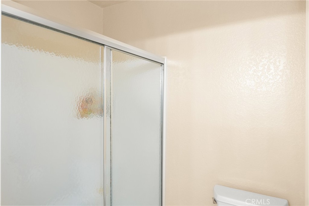 932 S Laurelwood Lane 4