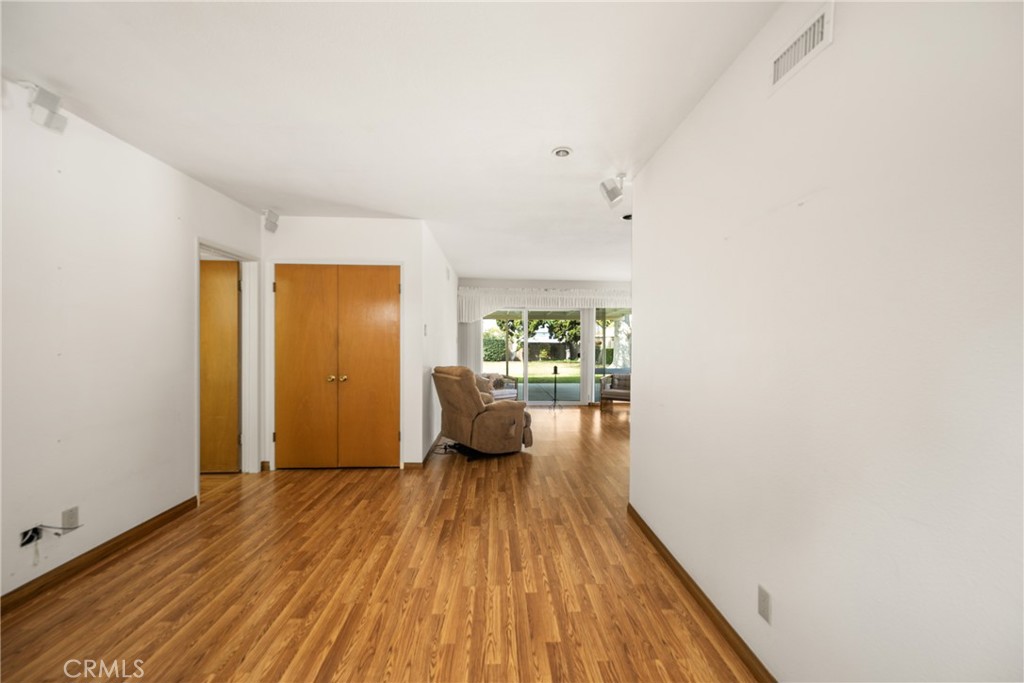 617 S Birchleaf Drive