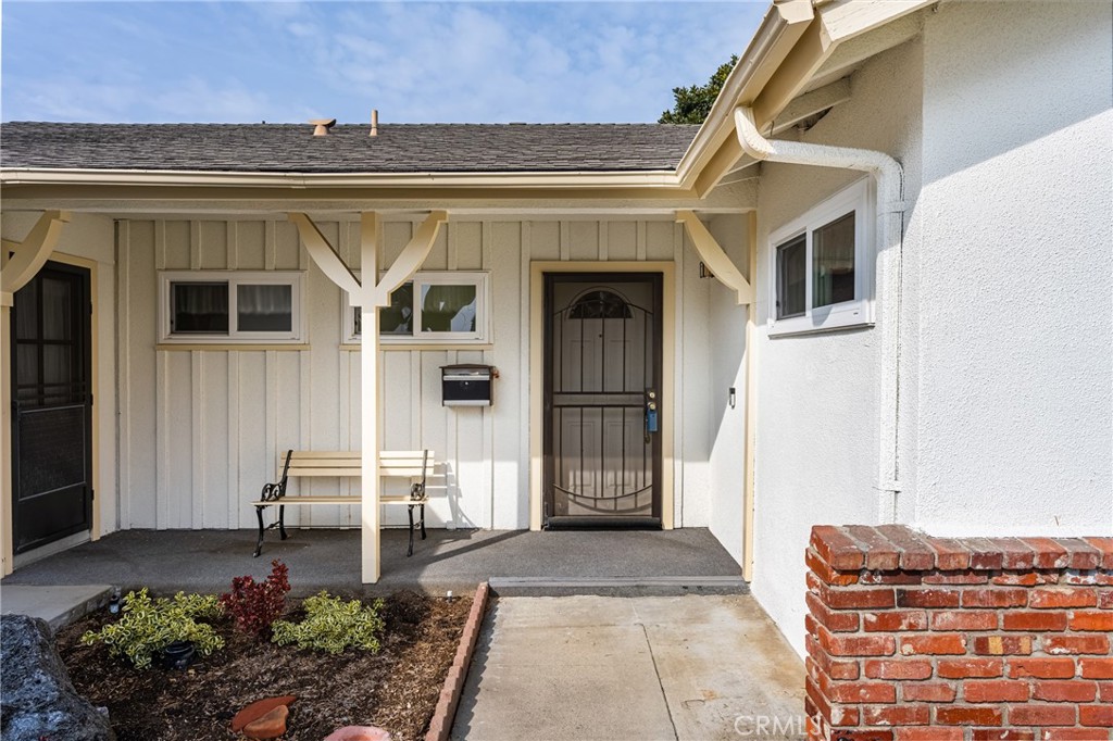 617 S Birchleaf Drive