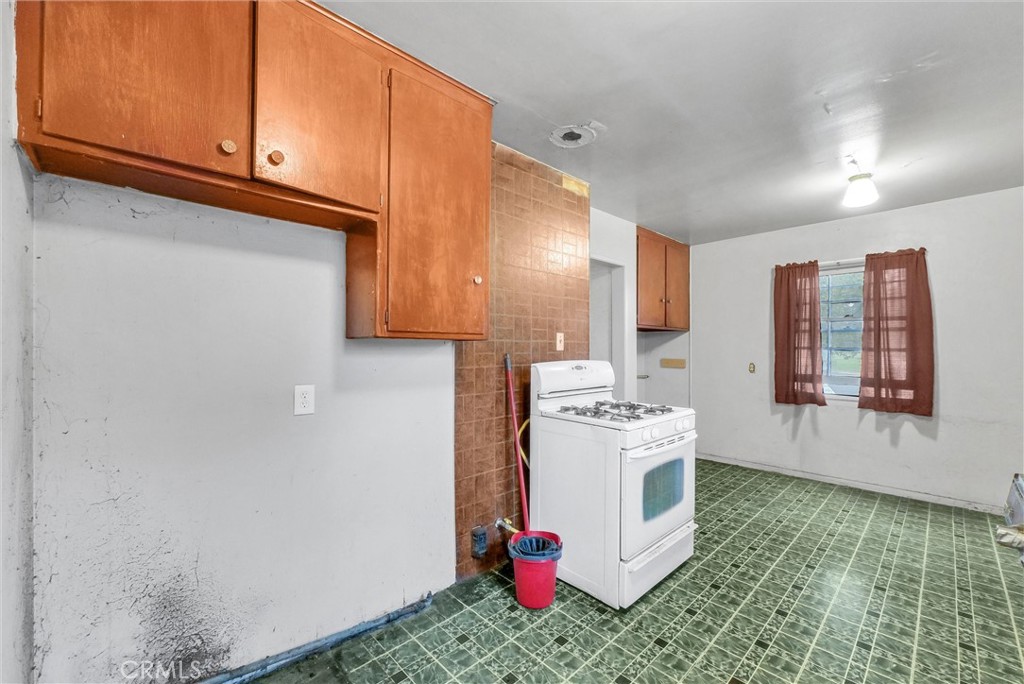 816 N Magnolia Avenue