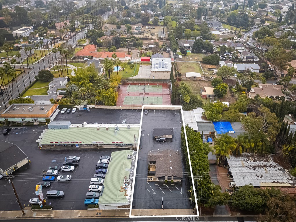 1580 S Harbor Boulevard