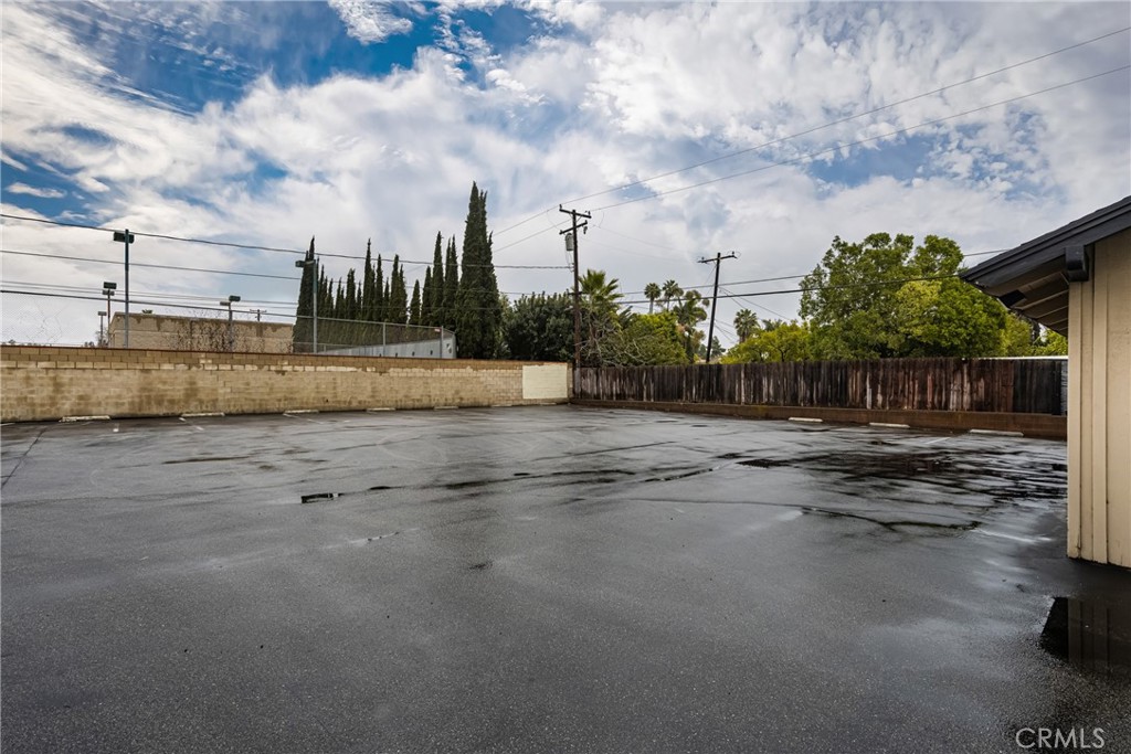 1580 S Harbor Boulevard