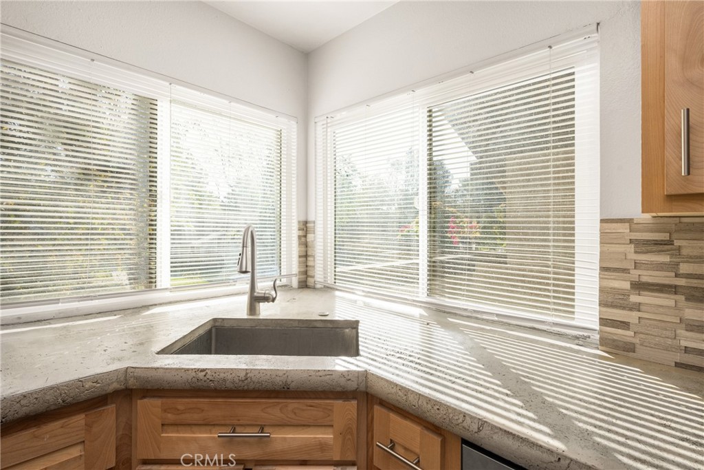 1795 N Willow Woods Drive 10