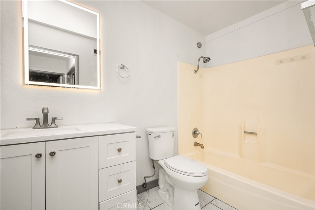 1795 N Willow Woods Drive 10