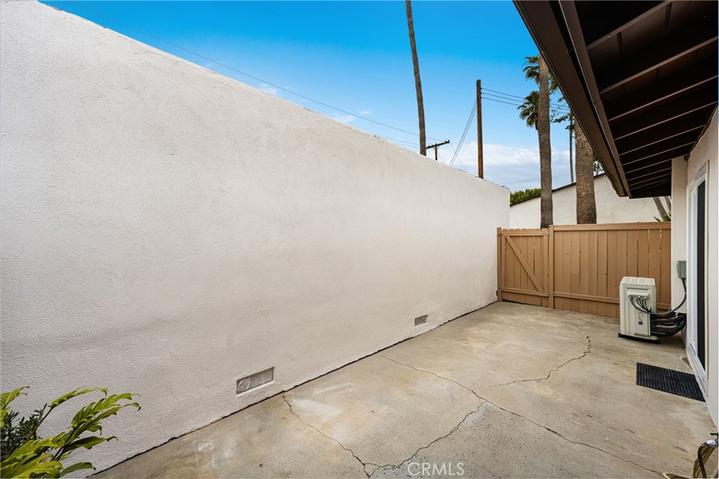 1800 E Heim Avenue 1