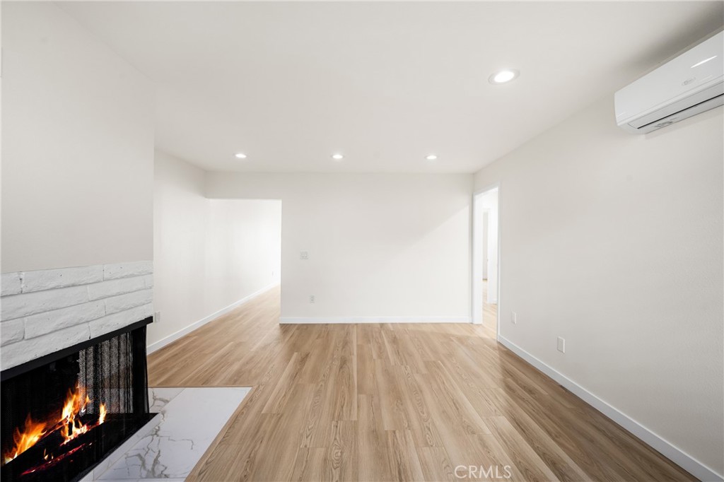 1800 E Heim Avenue 1