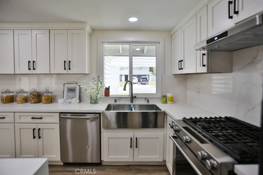 4353 E Alderdale Avenue