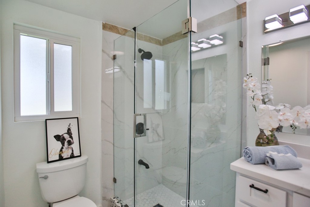 4353 E Alderdale Avenue