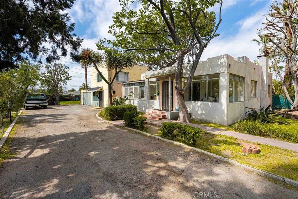 1315 S Walnut Street