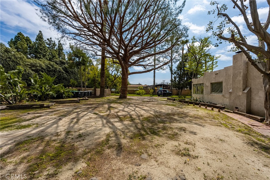 1315 S Walnut Street