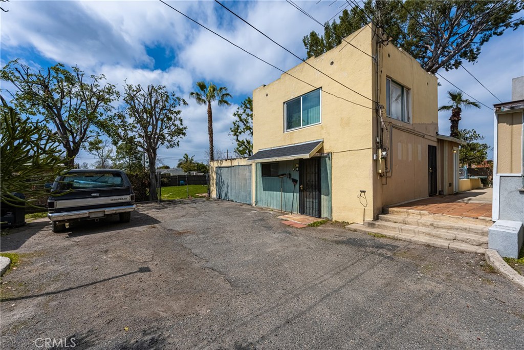 1315 S Walnut Street