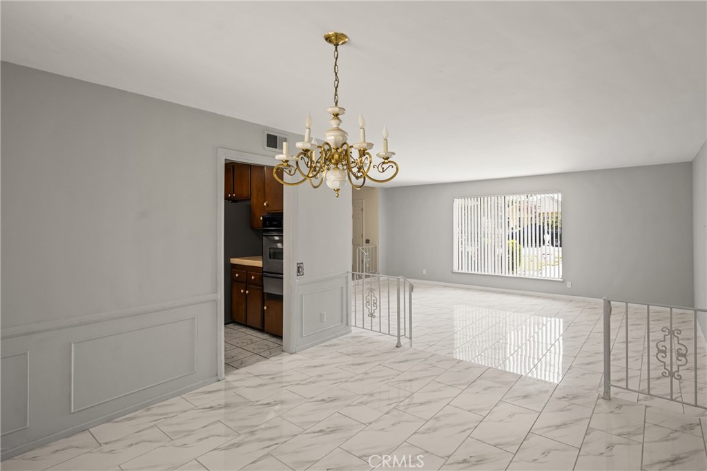 1403 W Westmont Drive