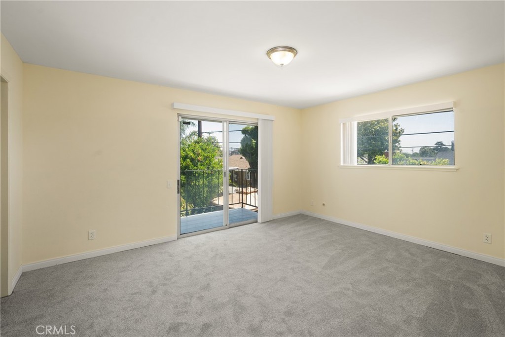 1403 W Westmont Drive