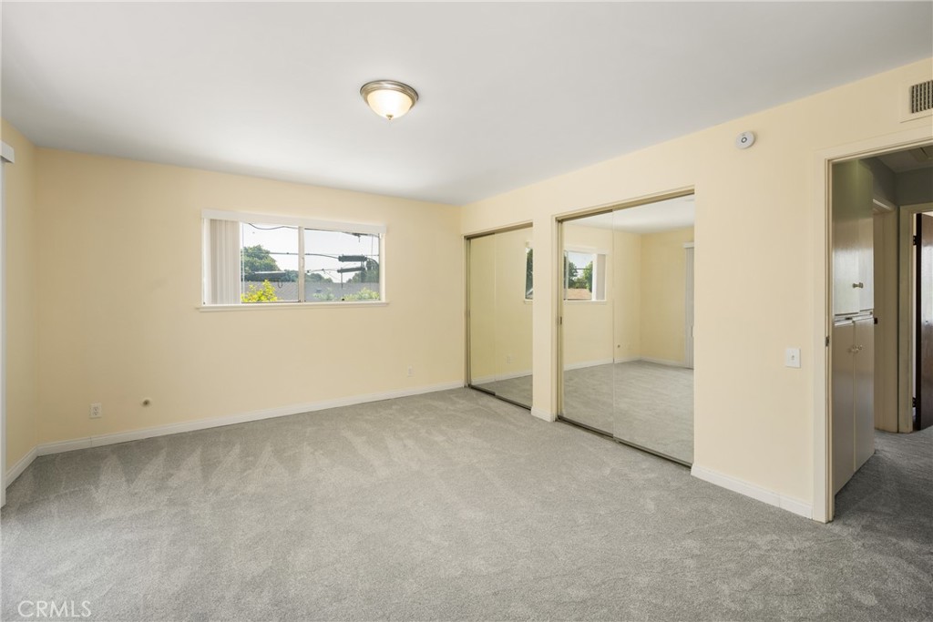 1403 W Westmont Drive