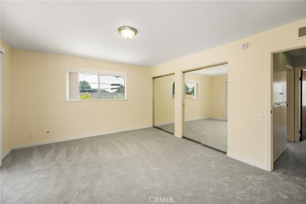 1403 W Westmont Drive