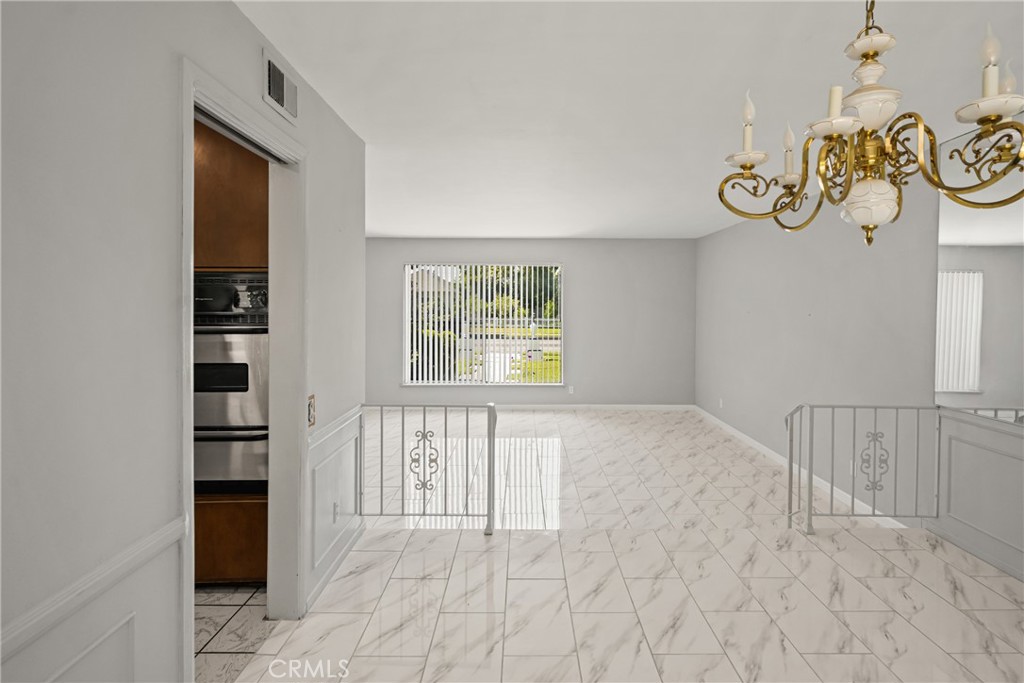 1403 W Westmont Drive