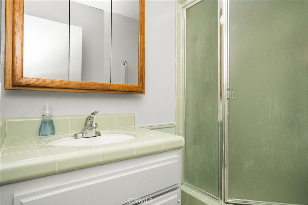 1403 W Westmont Drive