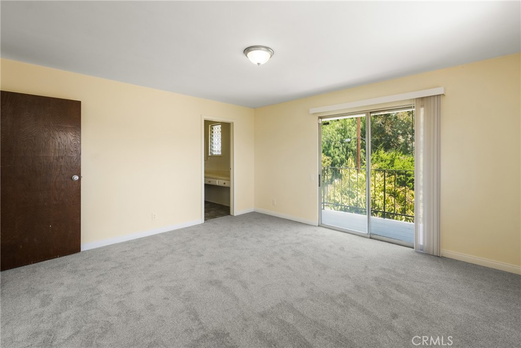 1403 W Westmont Drive