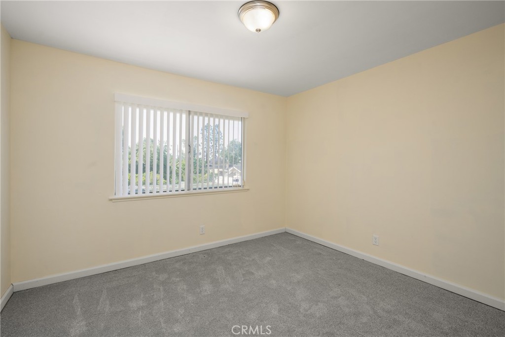 1403 W Westmont Drive