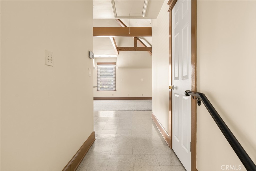 126 W Sycamore Street STUDIO