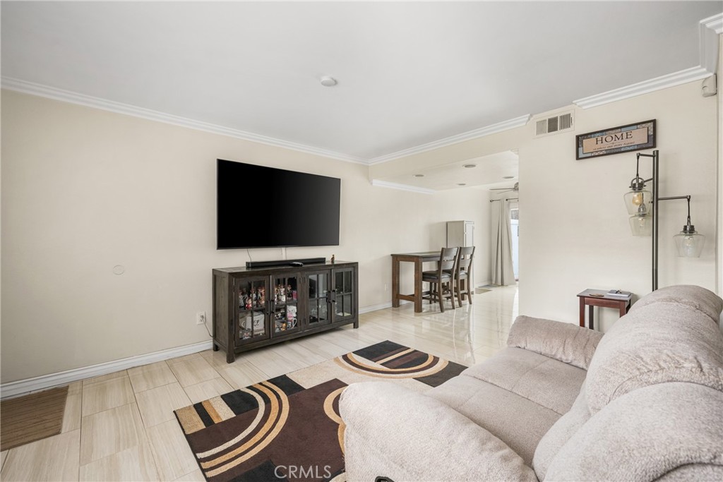 500 N Tustin Avenue 105