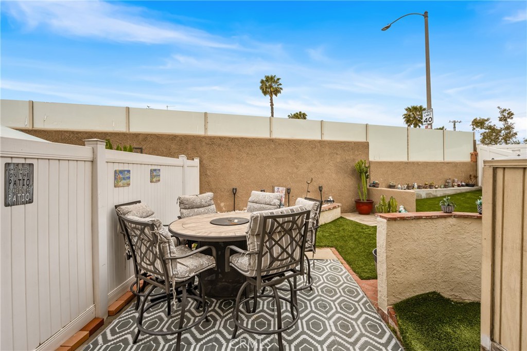 500 N Tustin Avenue 105