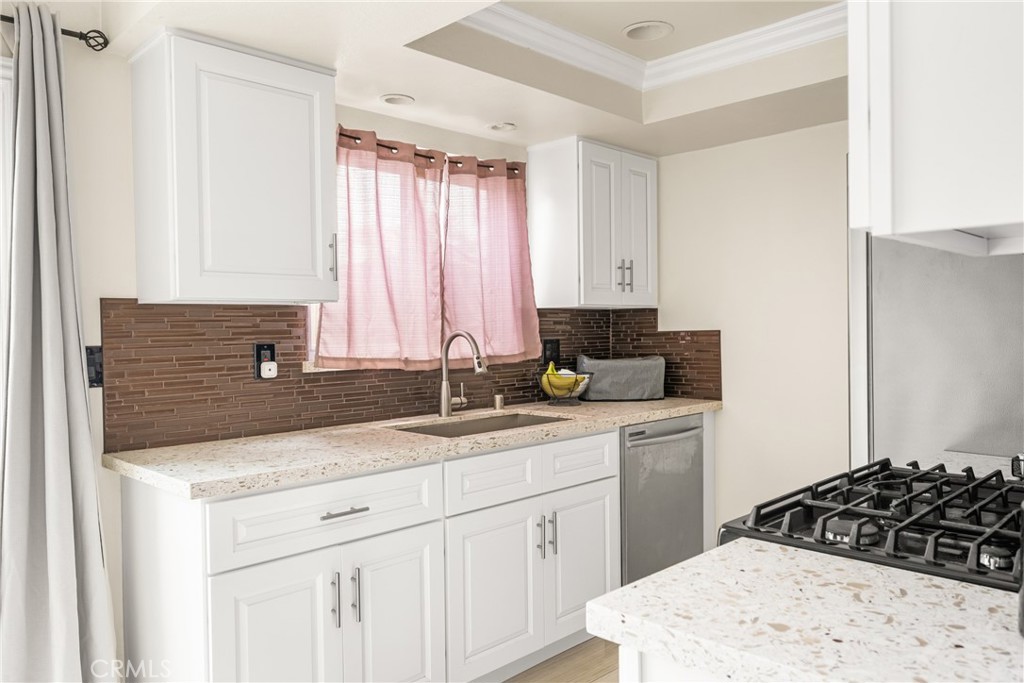 500 N Tustin Avenue 105