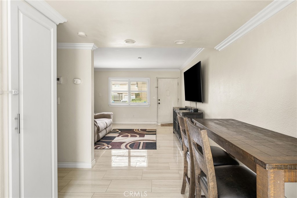 500 N Tustin Avenue 105
